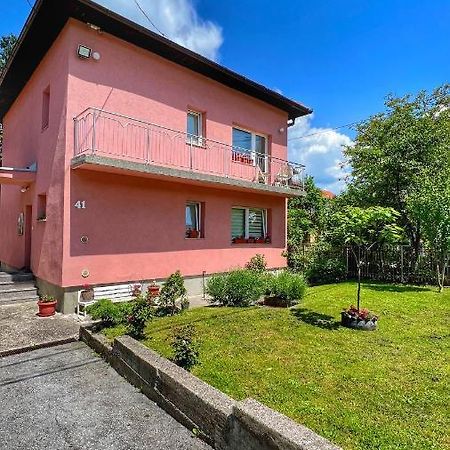 Guest House Bosnian House Hrasnica Eksteriør billede