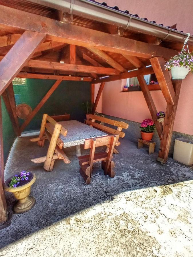 Guest House Bosnian House Hrasnica Eksteriør billede