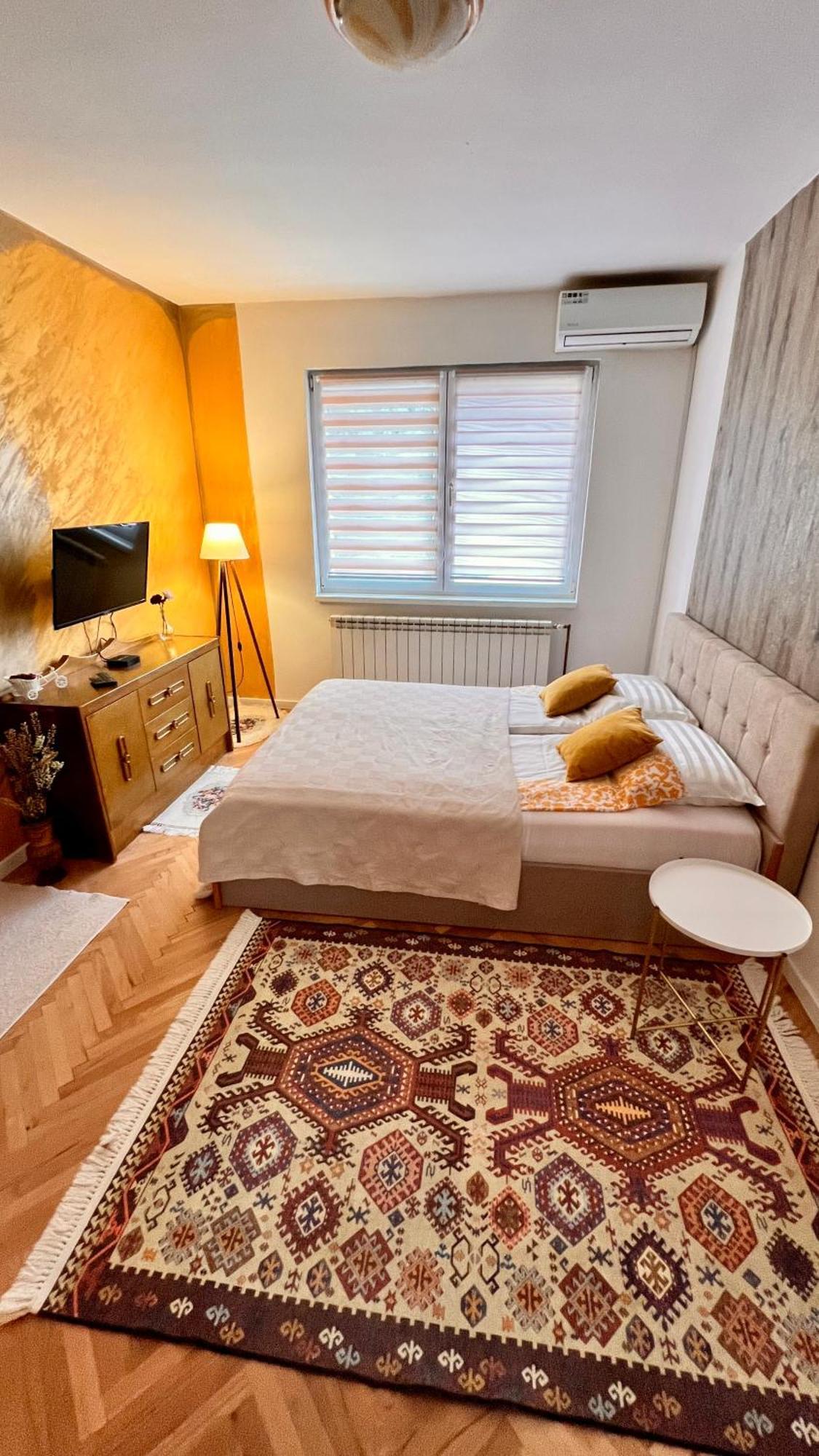 Guest House Bosnian House Hrasnica Eksteriør billede